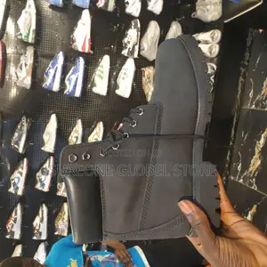 TIMBERLAND Men Solid All Black