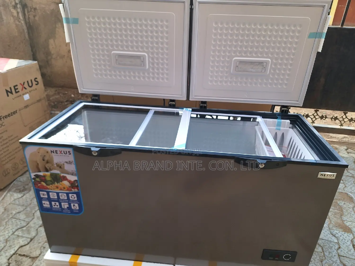 NX 800 Double Door Freezer