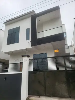 Furnished 4bdrm Duplex in Happyland Estate for sale