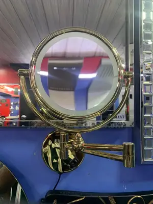 Mmatt Gold Magnified Mirror With Light