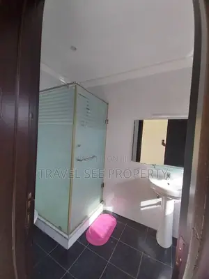 Furnished 3bdrm Duplex in Bananas Lsland for rent