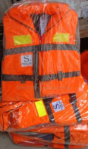 Yahama Protective Safety Water Flotation Life Jacket.