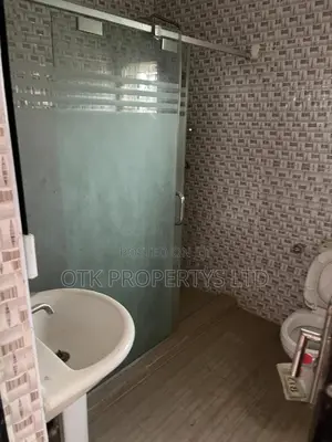 3bdrm Block of Flats in Efab Metropolis, Gwarinpa for rent