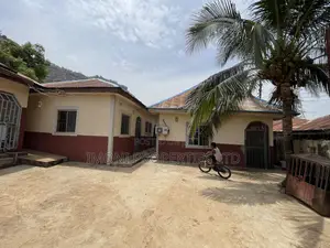 1bdrm Room & Parlour in Sokale, Dutse-Alhaji for rent