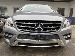 Mercedes-Benz M Class ML350 4dr SUV (3.5L 6cyl 7A) 2015 Gray