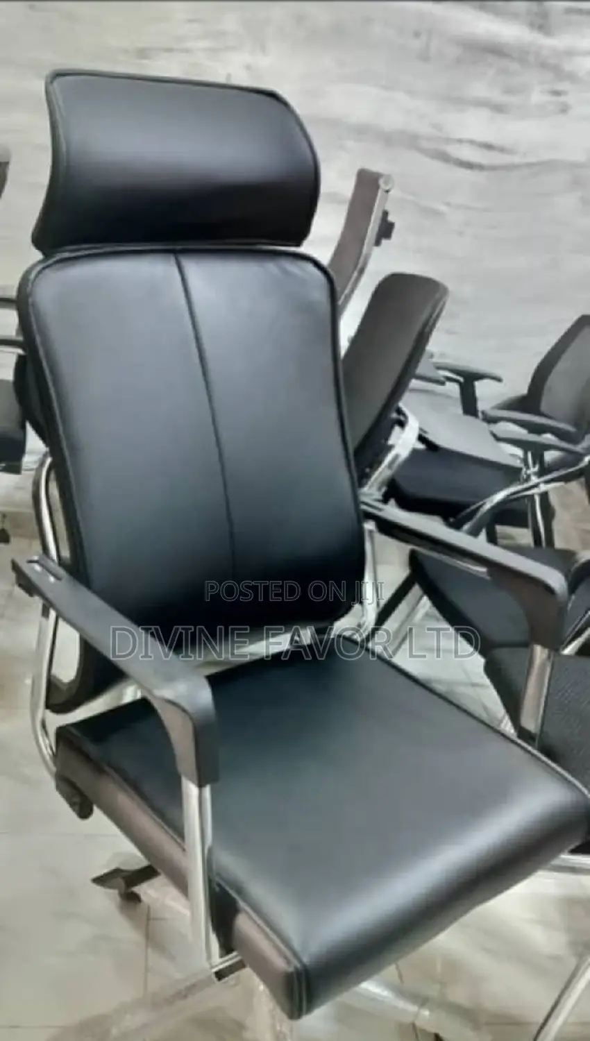 Office Chair With Headrest.