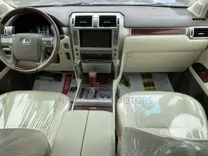 Lexus GX 460 Base 2013 Silver