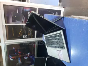 Laptop HP Elite X2 1012 G2 8GB Intel Core I5 SSD 256GB