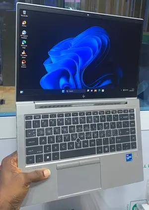 Laptop HP EliteBook 840 G8 16GB Intel Core I5 SSD 512GB