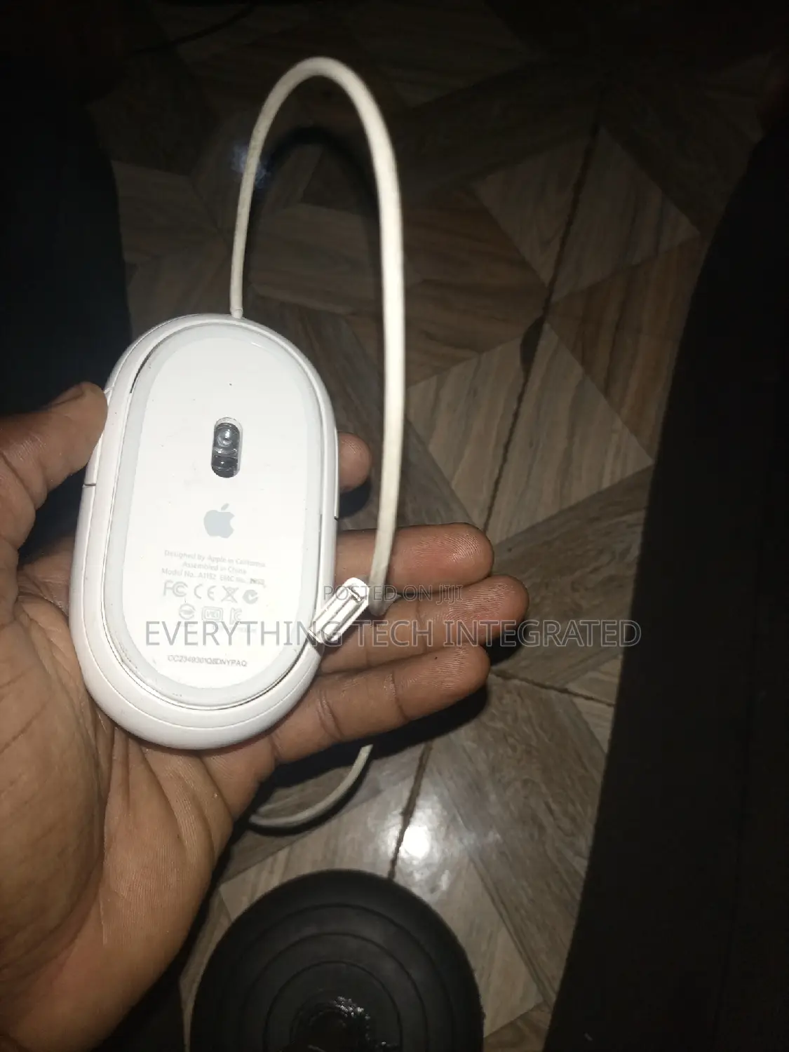 New Genuine Apple A1152 USB Wired Optical Mighty Mouse
