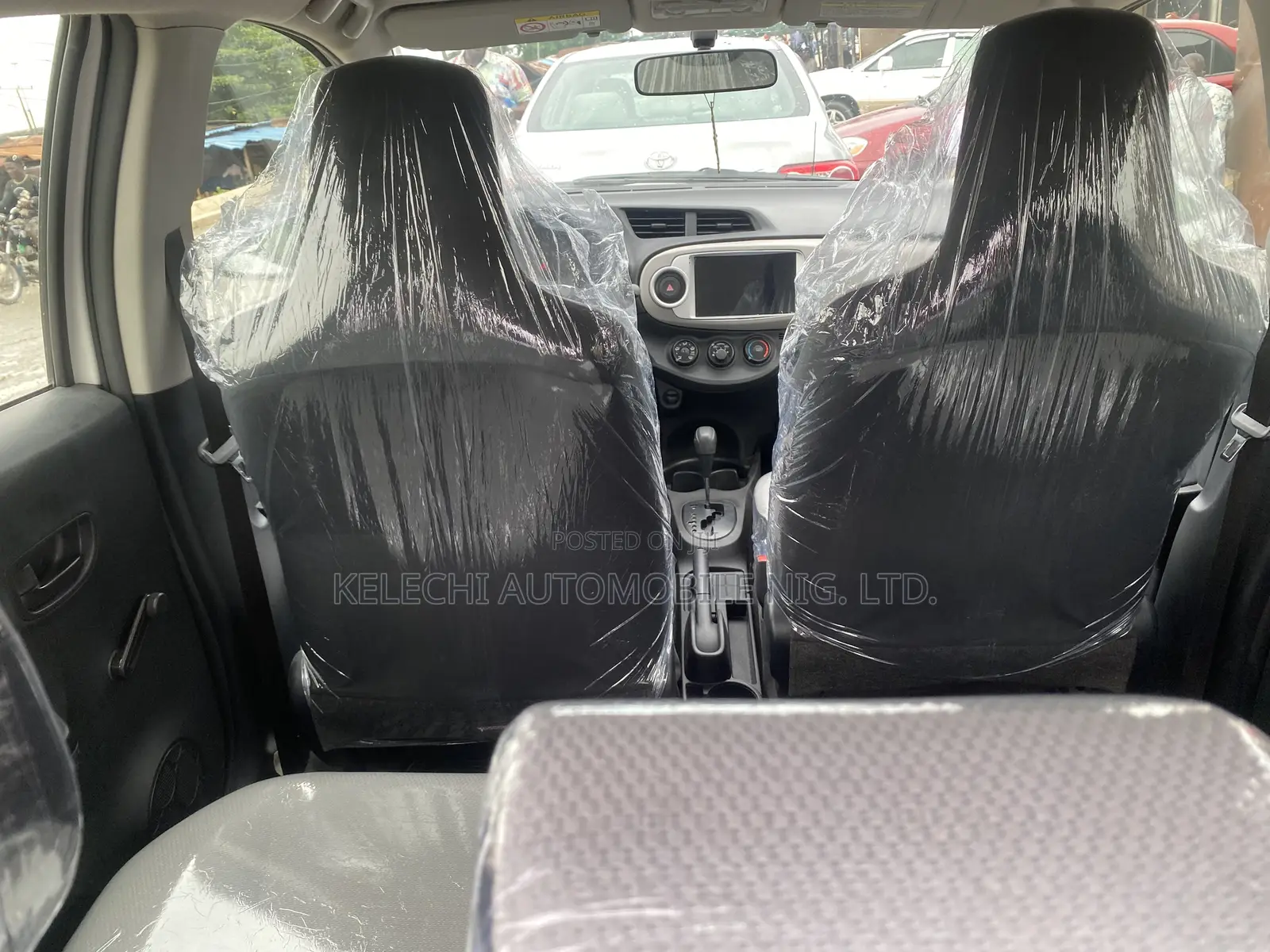 Toyota Yaris 2013 White