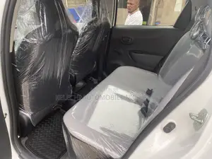 Toyota Yaris 2013 White