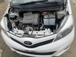 Toyota Yaris 2013 White