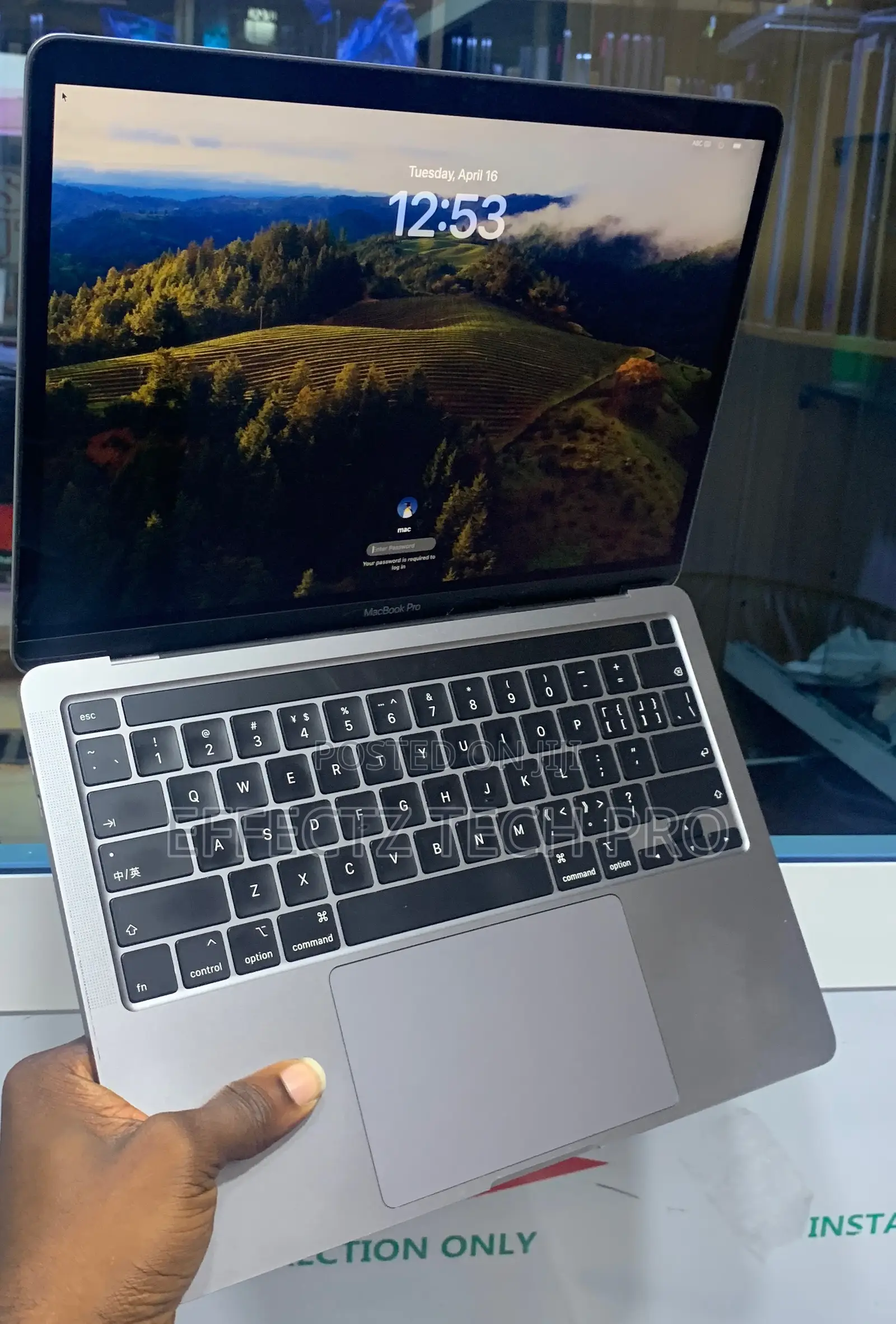 Laptop Apple MacBook Pro 2020 16GB Intel Core i5 SSD 256GB