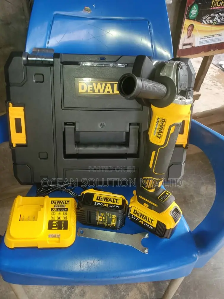 4" Dewalt Battery Drill Machine