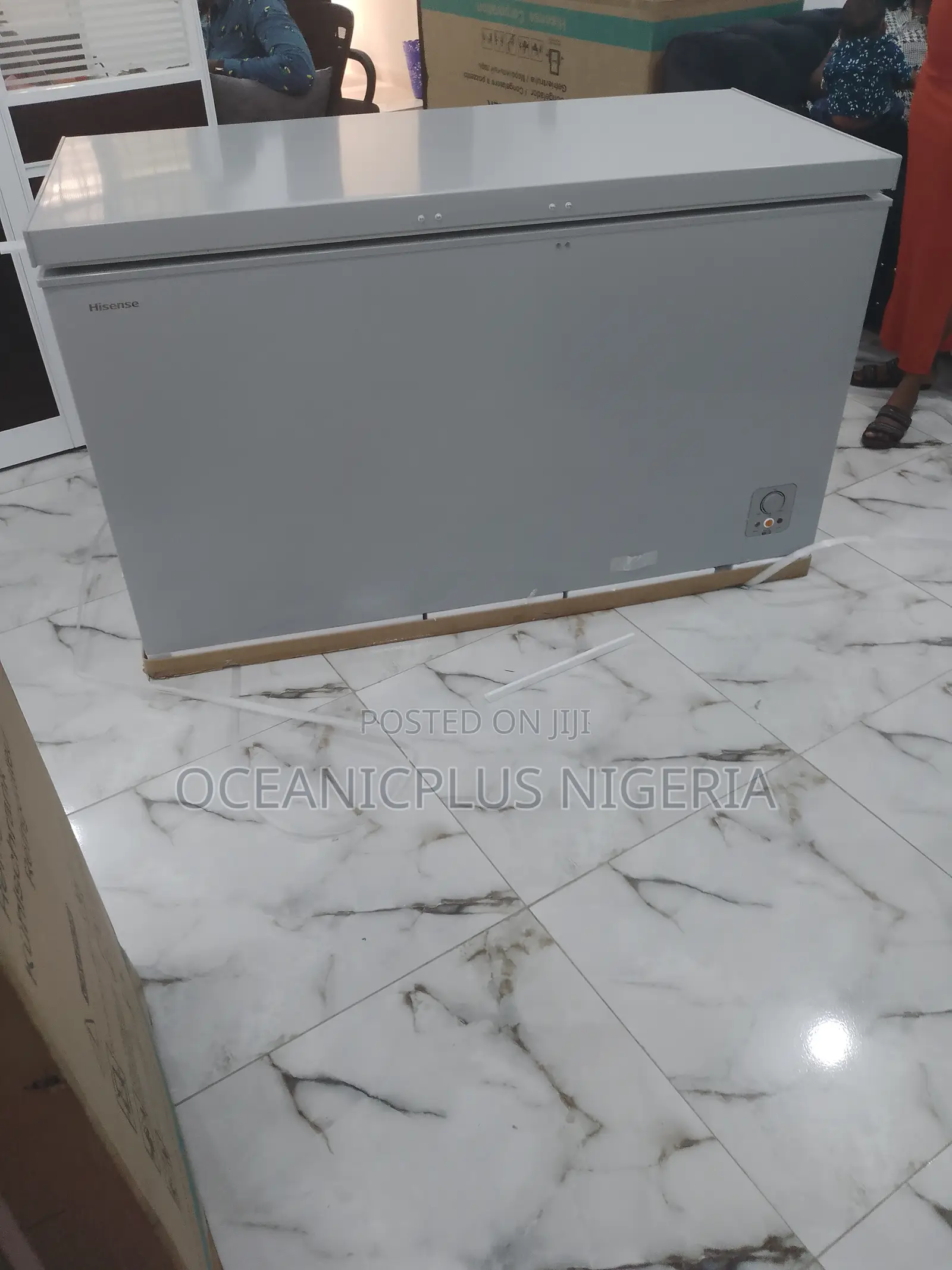 Rust Free Hisense Chest Freezer 420 Liters