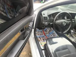 Mercedes-Benz C300 2010 White