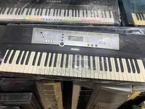 Yamaha Keyboard PSR-E203 Uk-Used