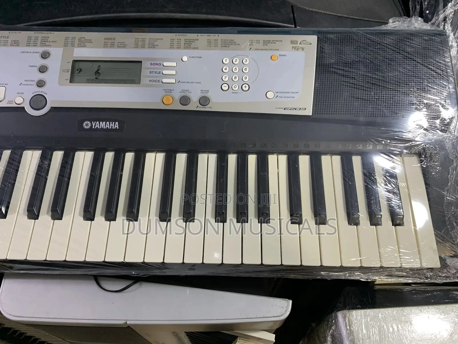 Yamaha Keyboard PSR-E203 Uk-Used