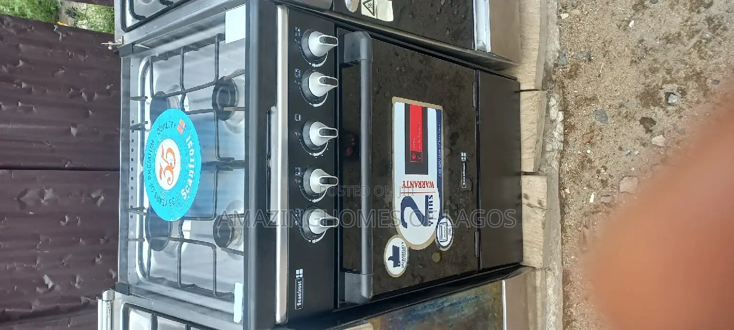 Standing 4 Burners Gas Cooker