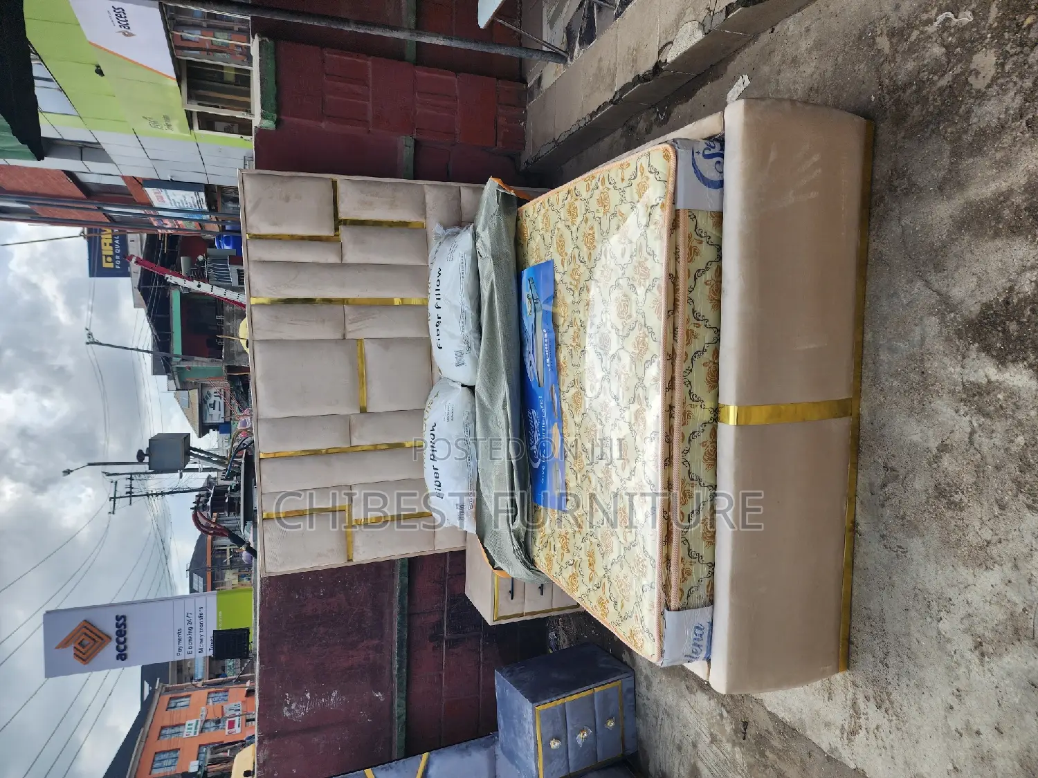 Quality 4.5by6 Upholstery Padded Bed Frame With One Bed Side