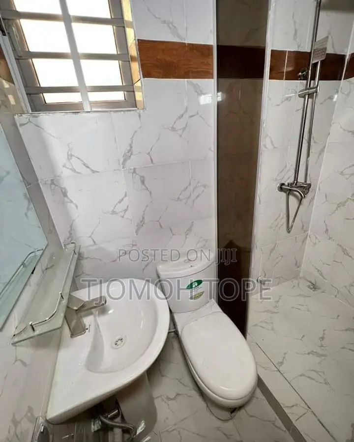 Plumbing and Fittings,Pumping Machine,Jacuzzi Tape.