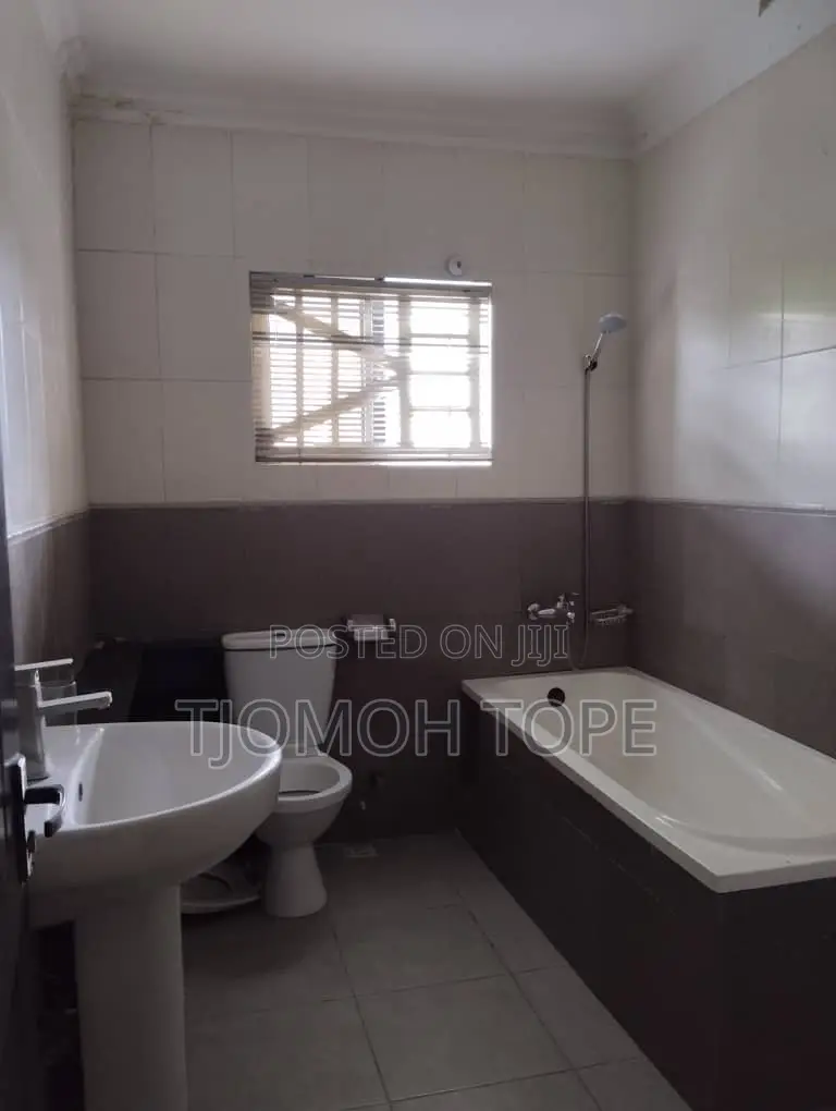 Plumbing and Fittings,Pumping Machine,Jacuzzi Tape.