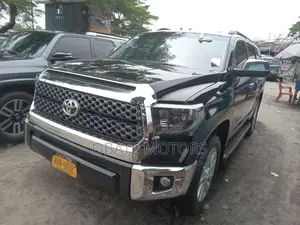 Toyota Sequoia 2016 Black