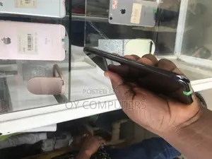 Apple iPhone X 64 GB Black