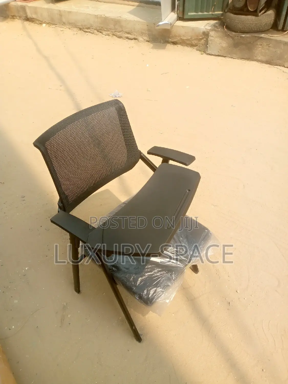 Foldable Mesh Study Chairs