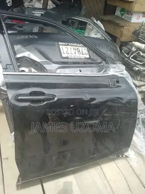 Empty Front Right Door Toyota Highlander 2020/2022 Model