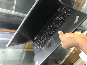 Photo - Laptop Lenovo ThinkPad T580 8GB Intel Core I5 HDD 1T