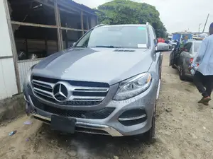 Mercedes-Benz GLE-Class GLE 350d 4MATIC 2016 Gray