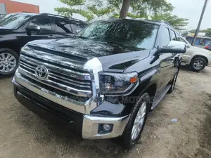 Toyota Sequoia 2015 Black