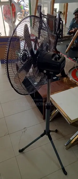 Duravolt 18" Dc Standing Fan