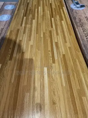 Vinly Floor