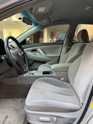 Toyota Camry 2011 Silver