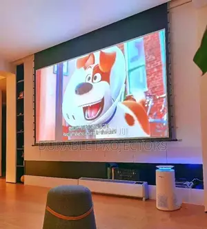 Daylight 7000 Lumena Cinema HD Projector Lekki , Ikeja ,