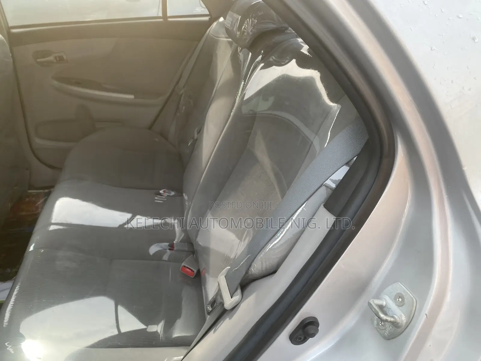 Toyota Corolla 2012 Silver