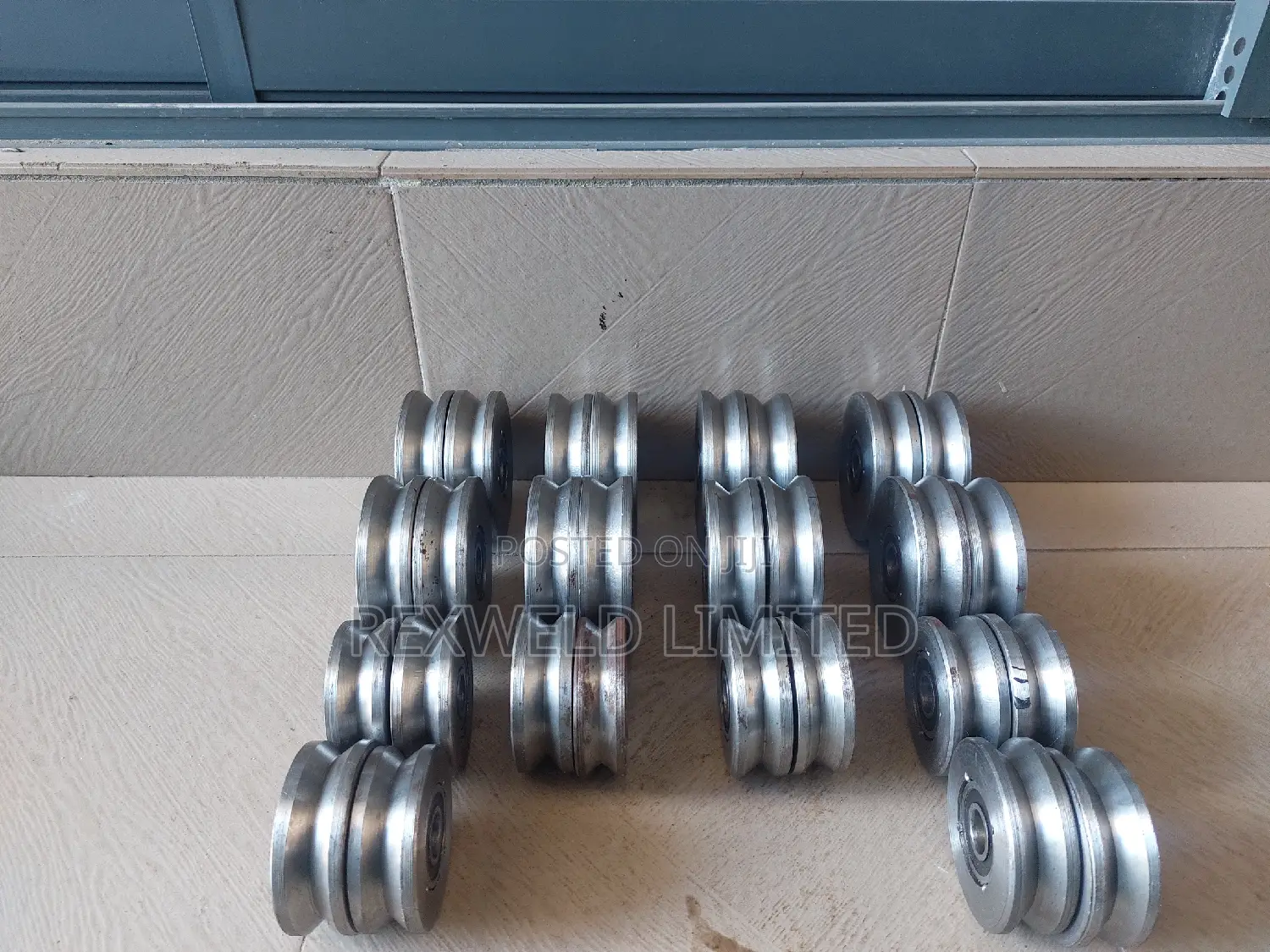 Silver Sliding Gate Roller
