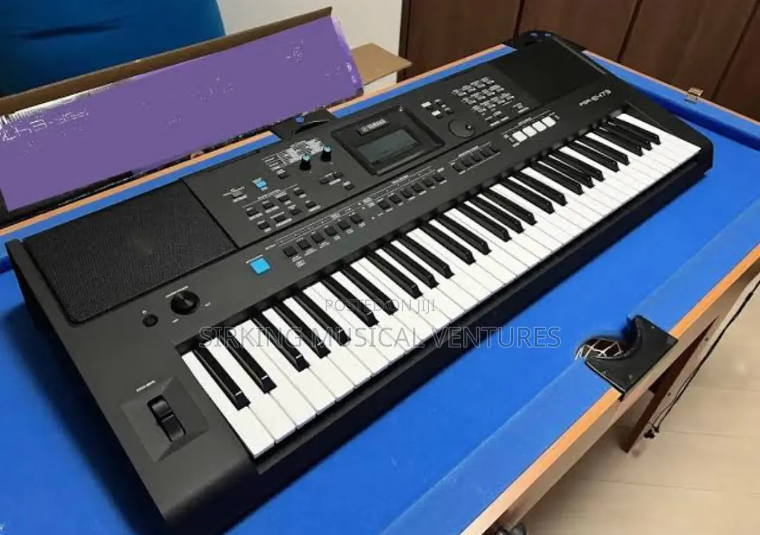PSR-E473 Yamaha Keyboard With Original Adaptor PA-150