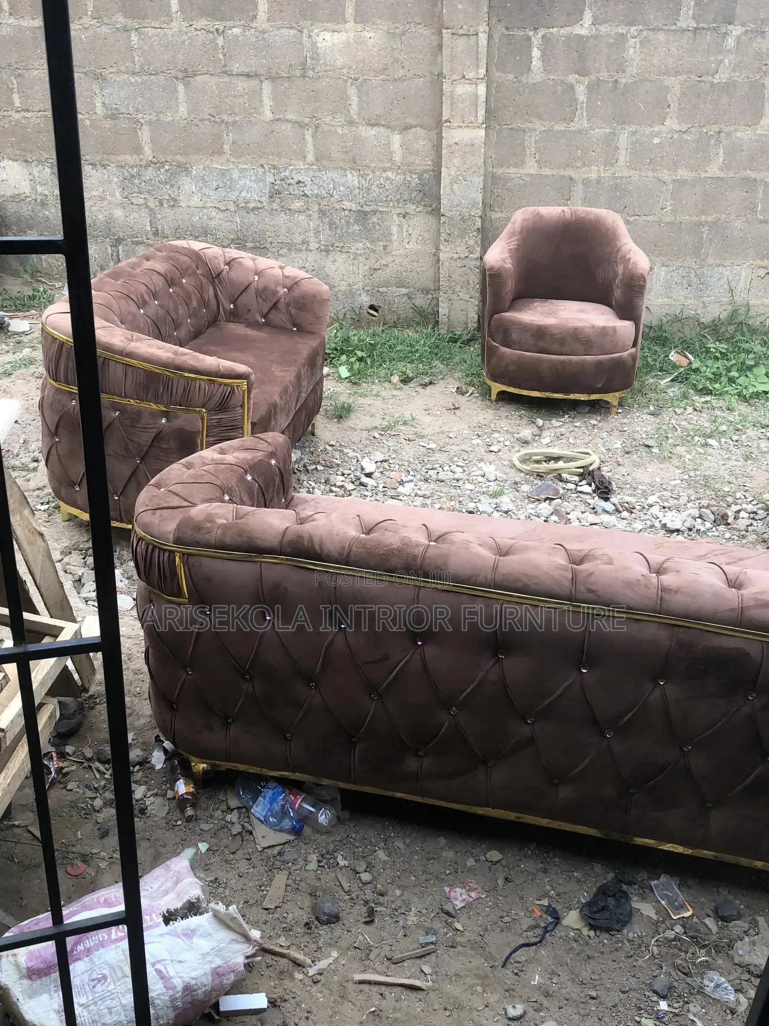 This Chiar Is Available With Best Quality Materials