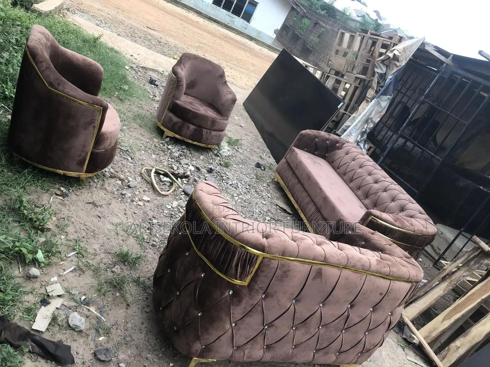 This Chiar Is Available With Best Quality Materials