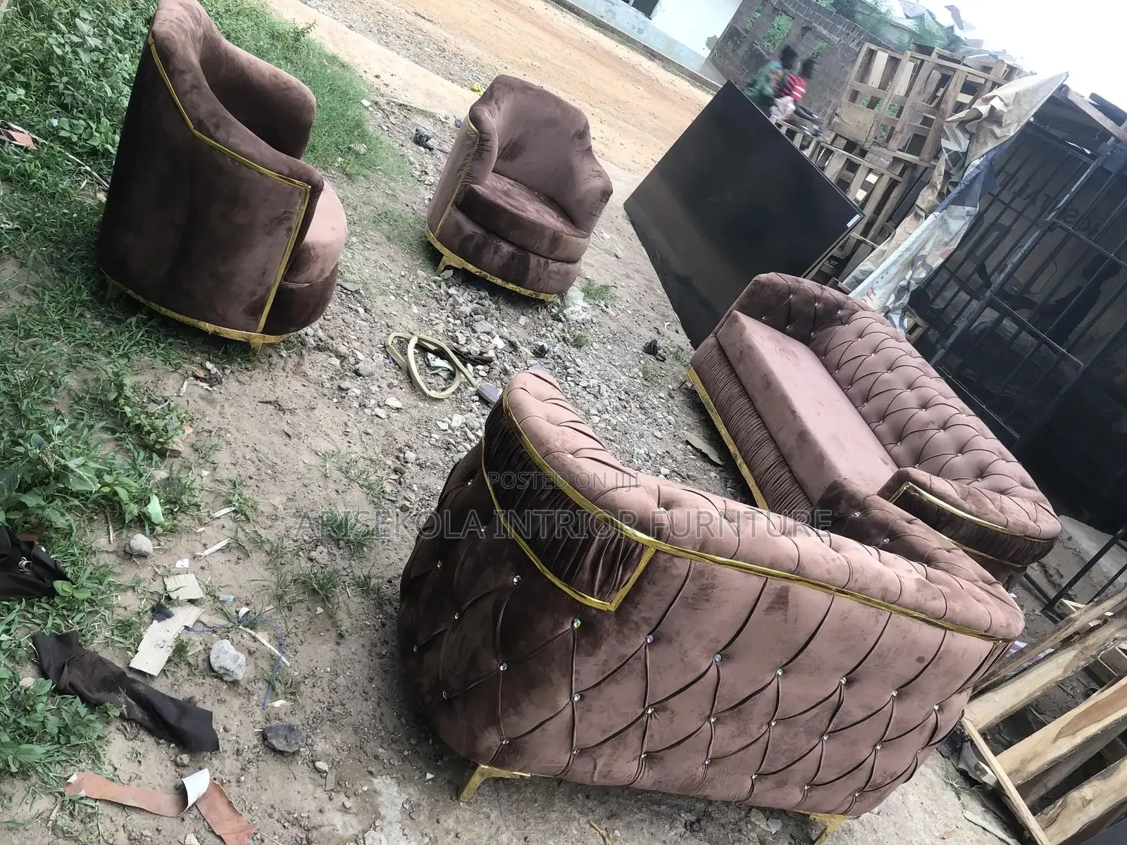 This Chiar Is Available With Best Quality Materials