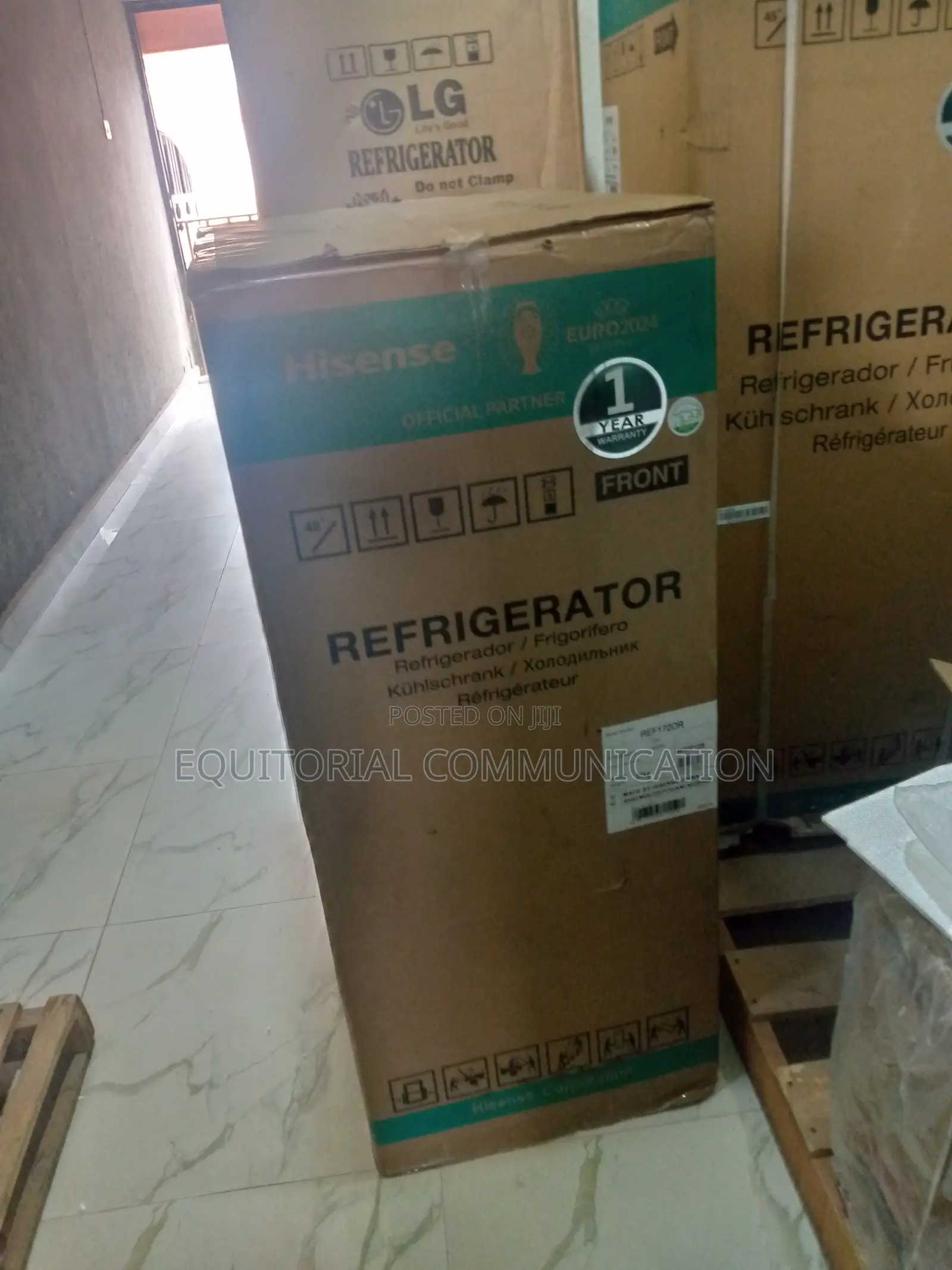 New Design Hisense Refrigerator Sliver 124l