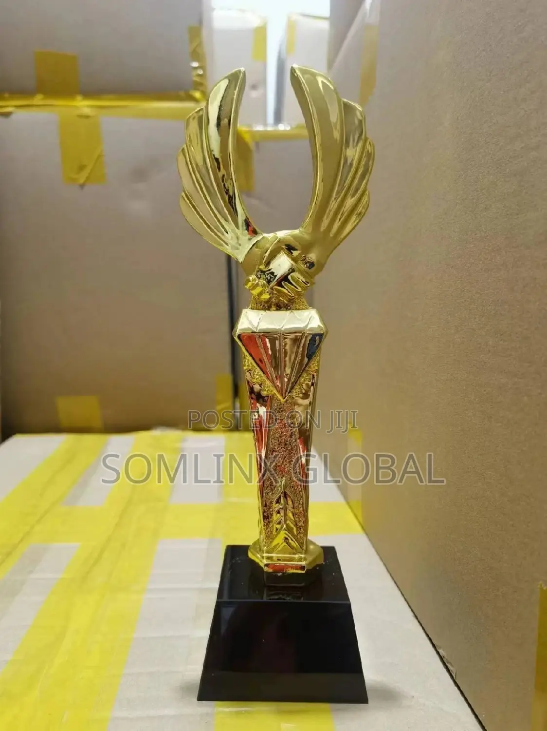 Trophy Award G6