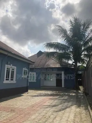 Photo - 4bdrm Bungalow in Port-Harcourt for sale