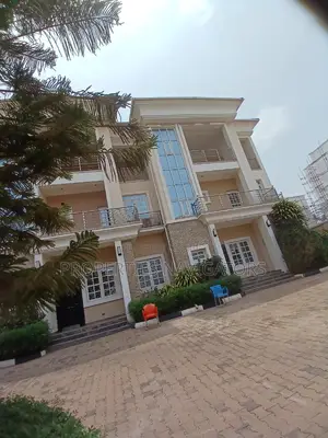4bdrm Duplex in Asokoro for rent