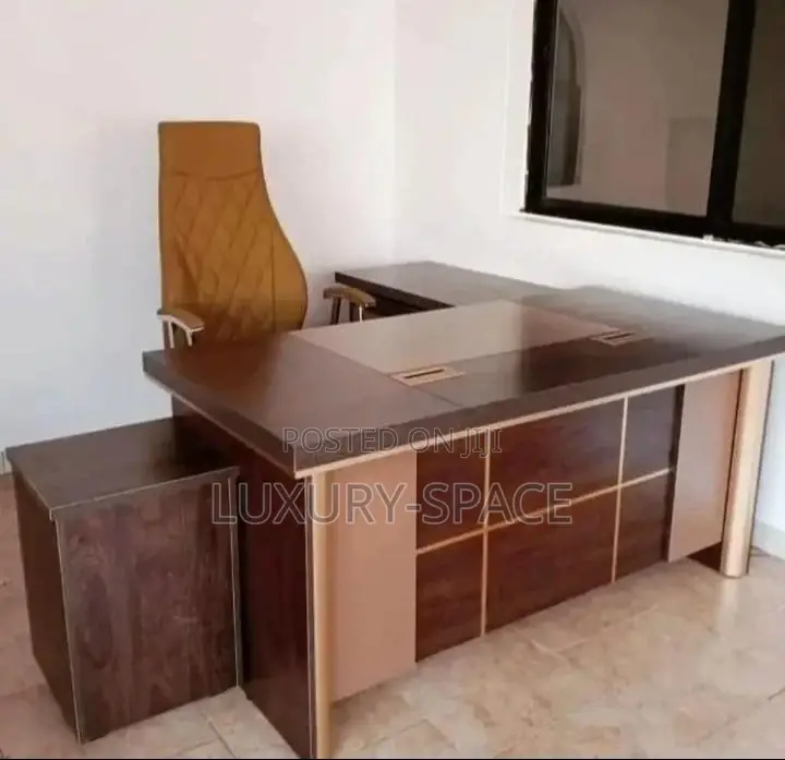Executive Office Director Table