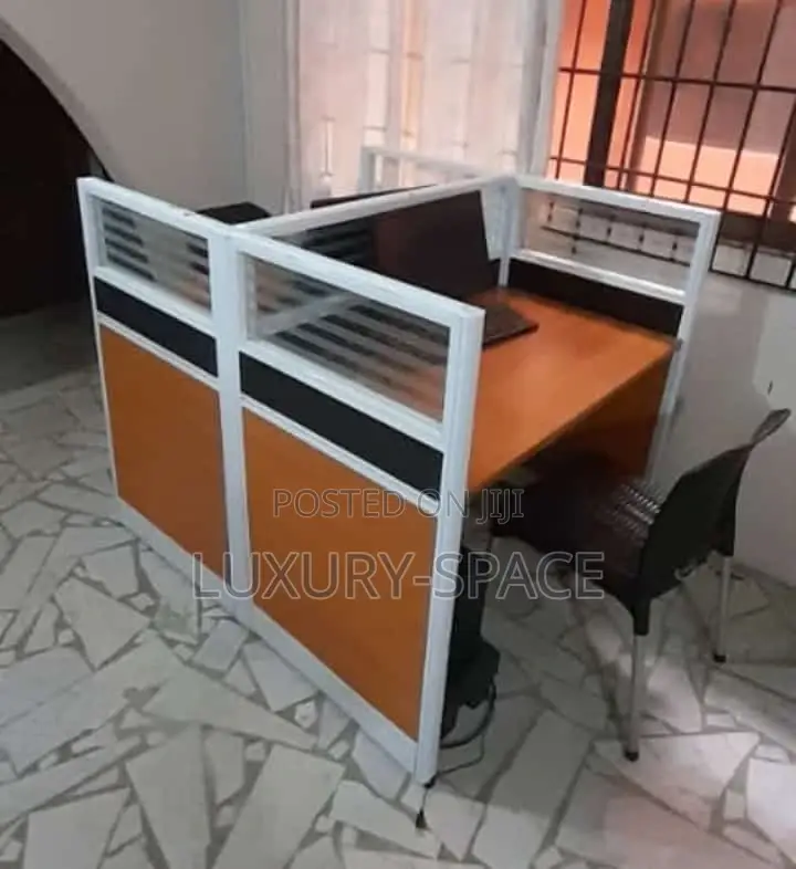 Office Workstation Table by 2